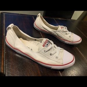 CREAM/WHITE/ RED Woman’s CONVERSES